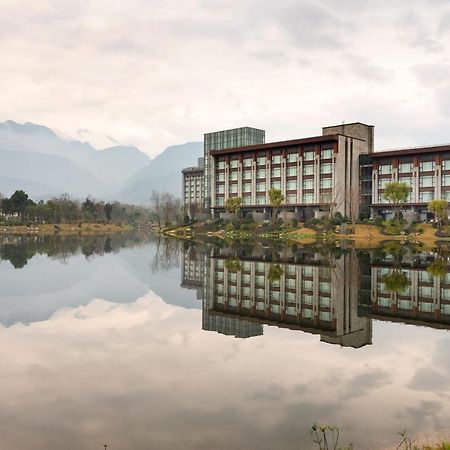 Le Meridien Emei Mountain Resort Ъмейшан Екстериор снимка