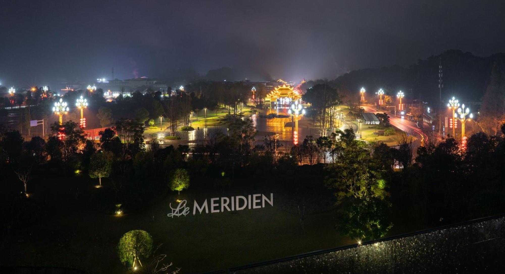 Le Meridien Emei Mountain Resort Ъмейшан Екстериор снимка