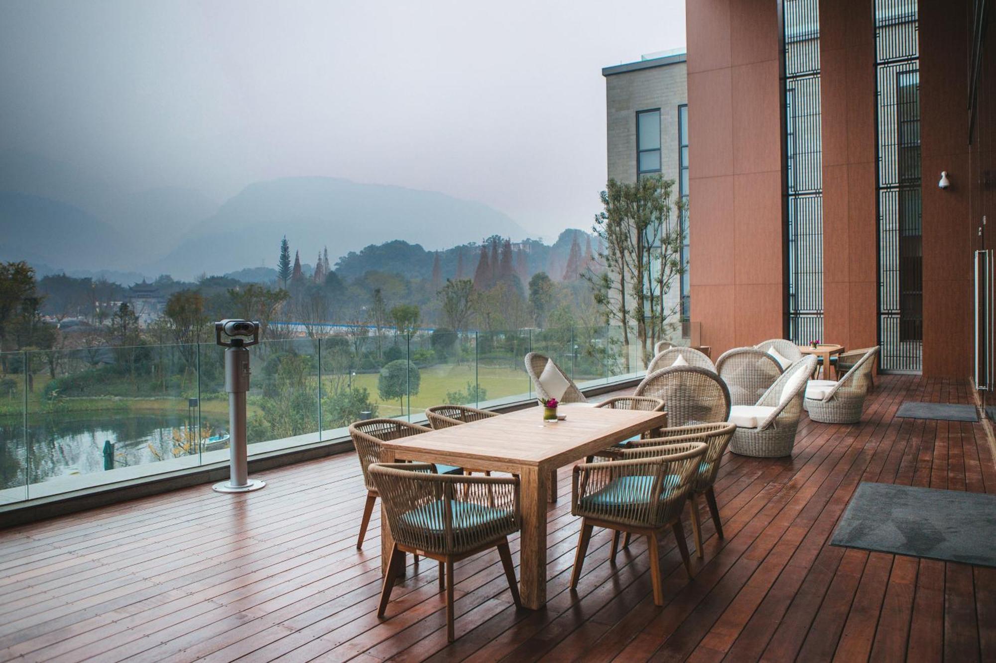 Le Meridien Emei Mountain Resort Ъмейшан Екстериор снимка