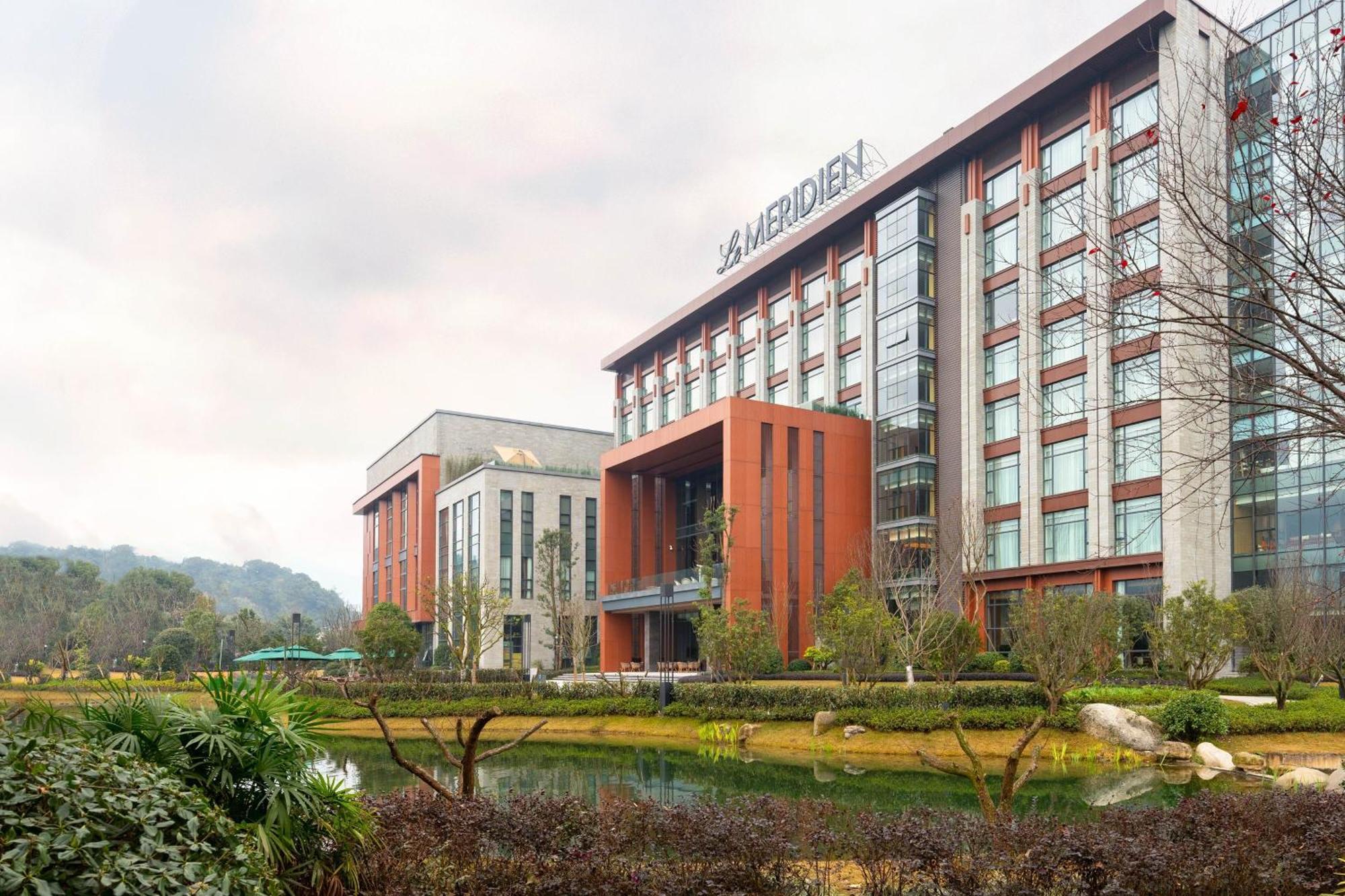 Le Meridien Emei Mountain Resort Ъмейшан Екстериор снимка